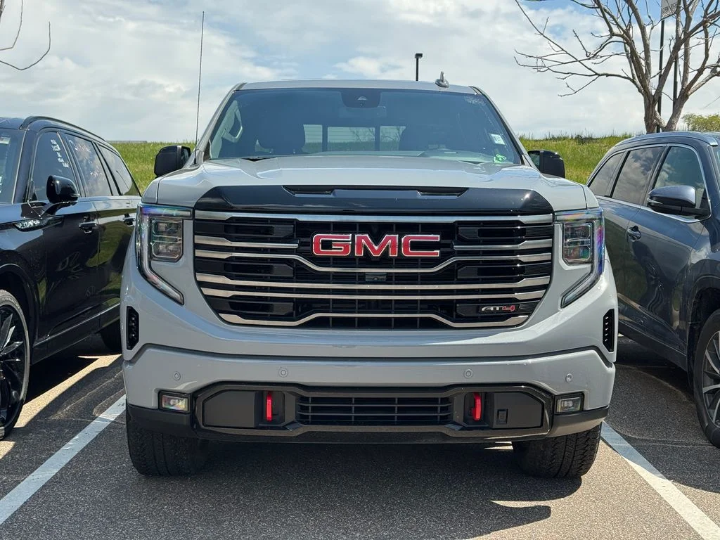 Used 2025 GMC Sierra 1500 AT4 with VIN 1GTUUEE85SZ194539 for sale in Coon Rapids, Minnesota