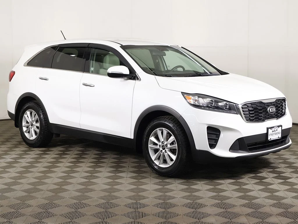 Used 2019 Kia Sorento LX with VIN 5XYPG4A36KG462831 for sale in Streetsboro, OH