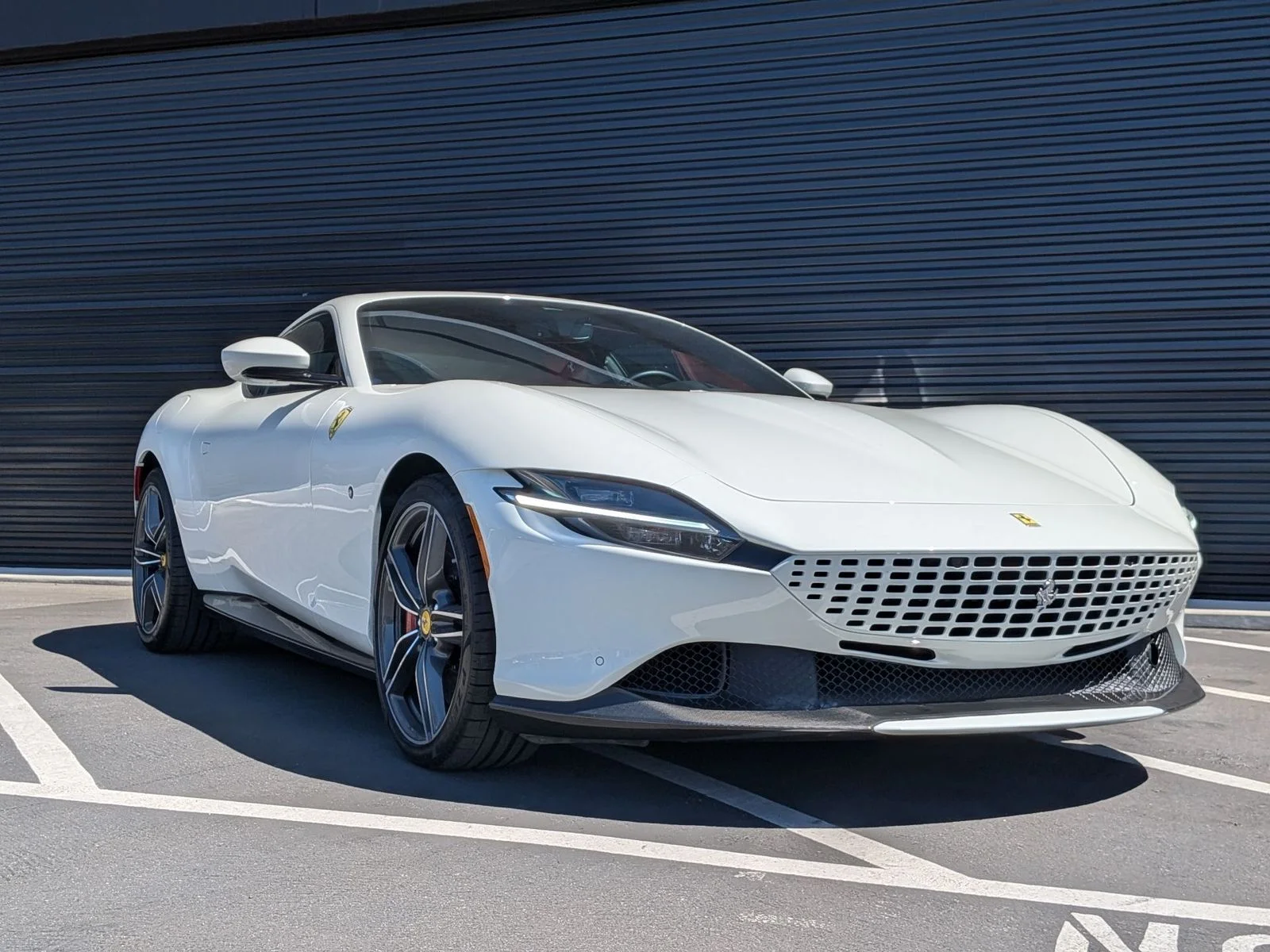 Used 2024 White Ferrari Base image 8