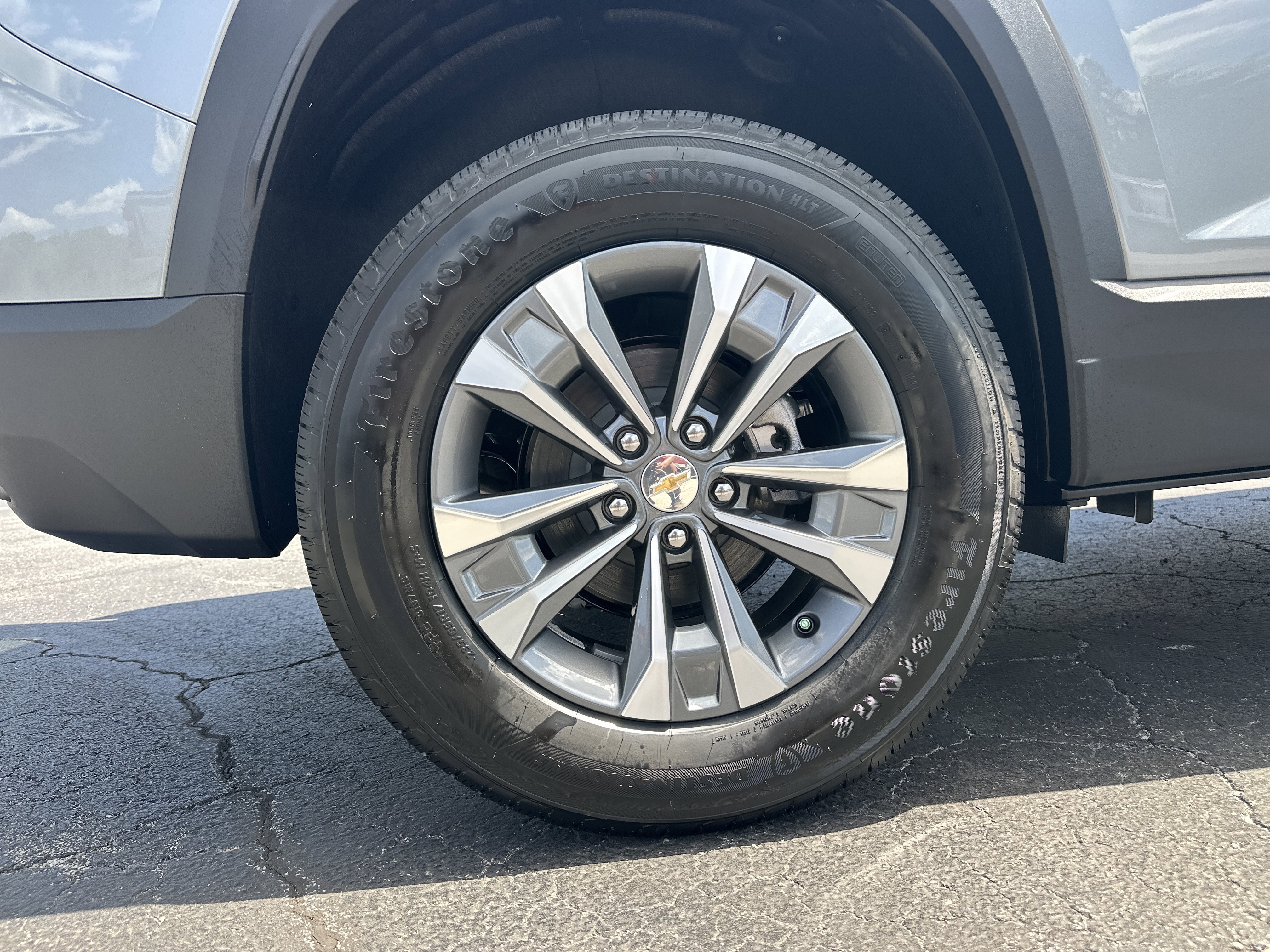 2026 Chevrolet Equinox LT - Photo 18