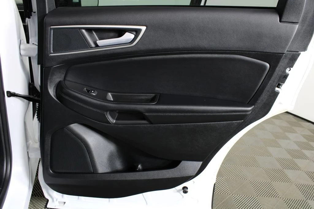 Used 2024 White Ford SEL image 11