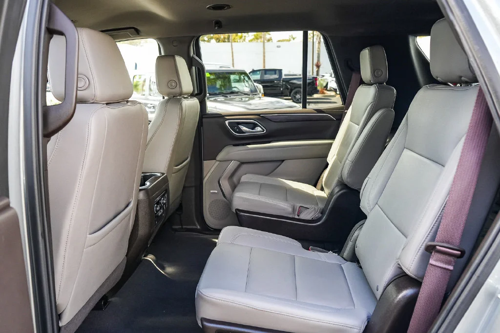 Used 2024 Gray Chevrolet LT image 18
