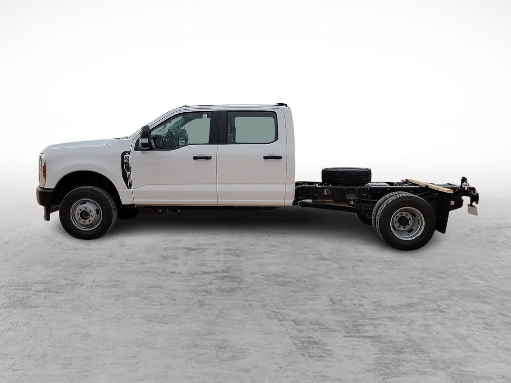 New 2026 White Ford XL image 6