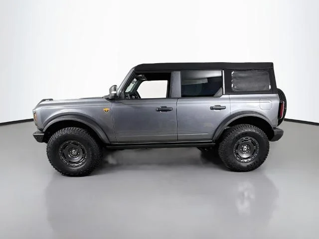 New 2025 Carbonized Gray Metallic Ford Badlands® image 36