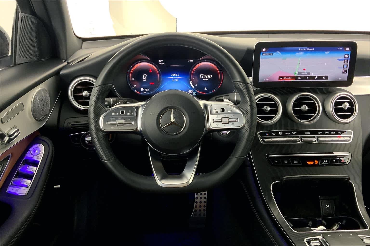 Used 2021 Polar White Mercedes-Benz GLC 300 image 6