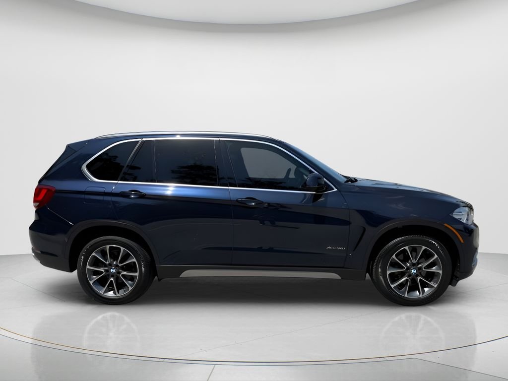 Used 2018 Blue BMW xDrive35i image 4