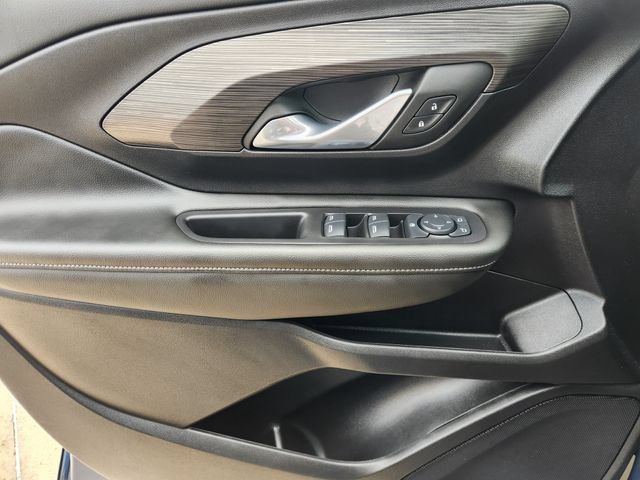 Used 2024 Downpour Metallic GMC SLE image 25