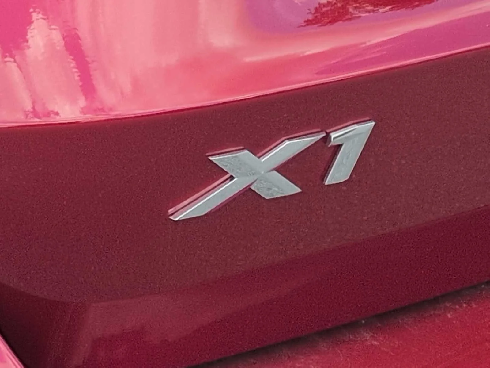 New 2026 Vegas Red Metallic BMW xDrive28i image 12
