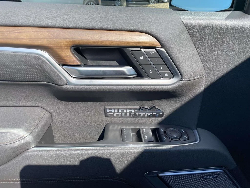 New 2026 Black Chevrolet High Country image 18