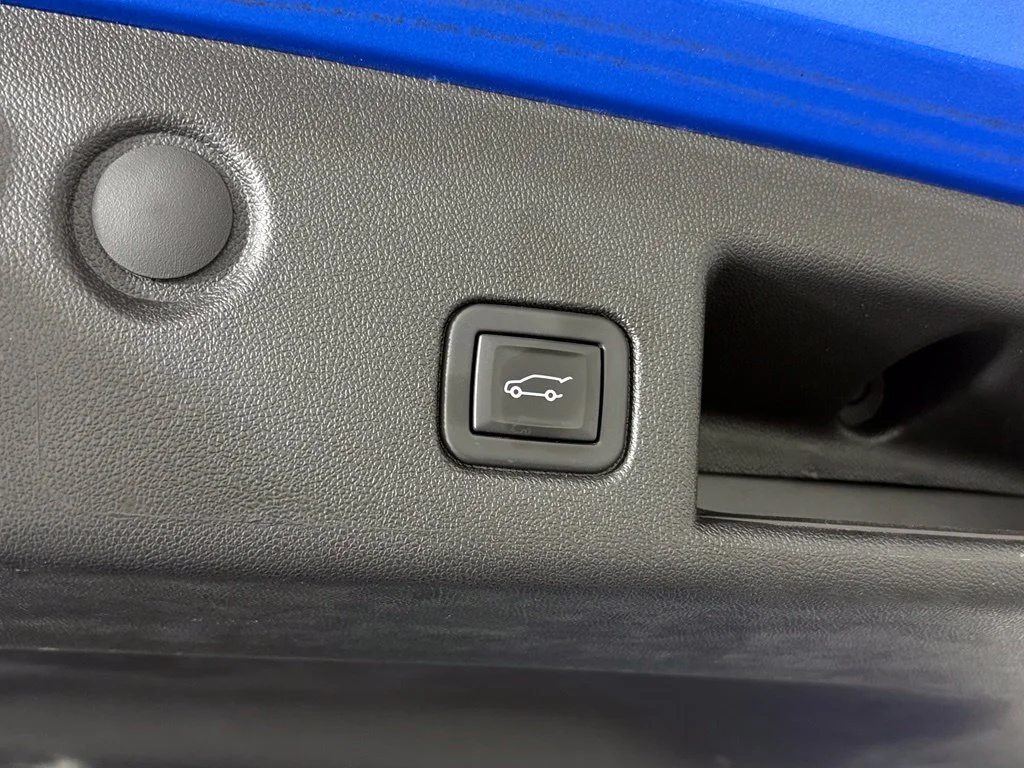 Used 2024 Blue Chevrolet LT image 38