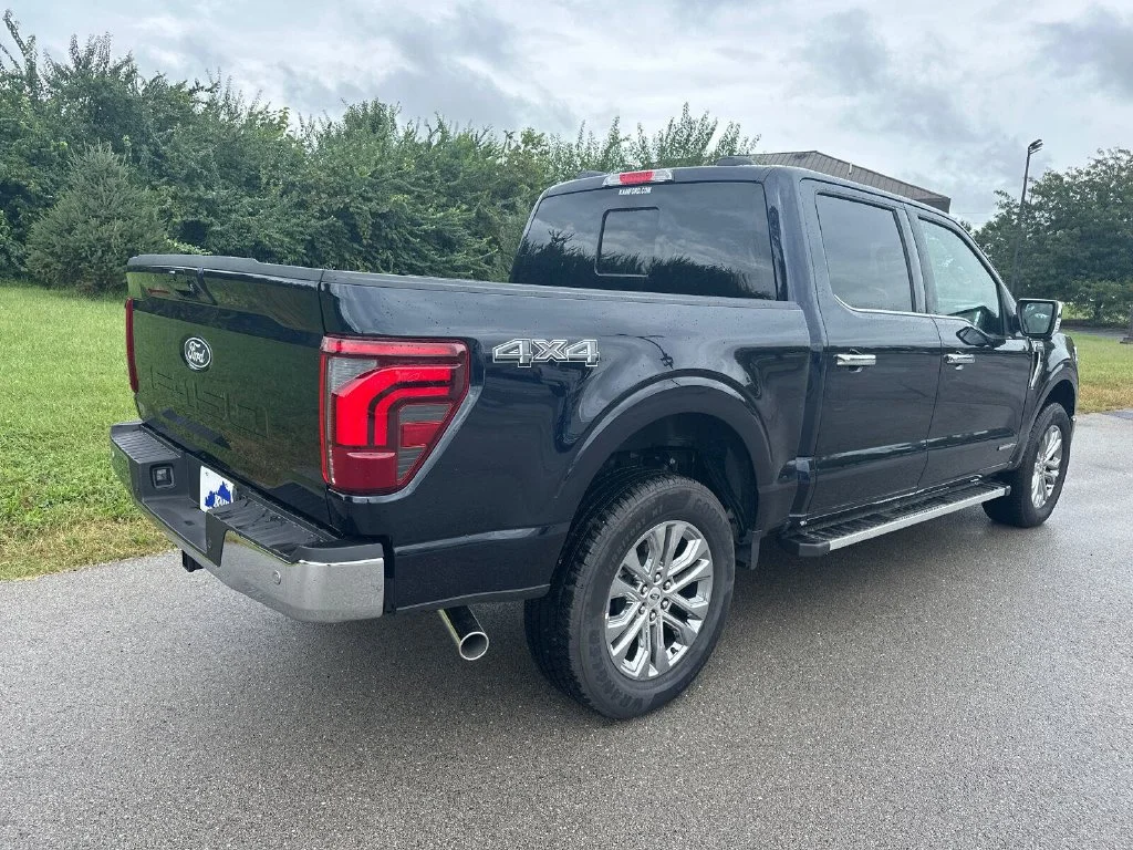 New 2026 Blue Ford Lariat image 15