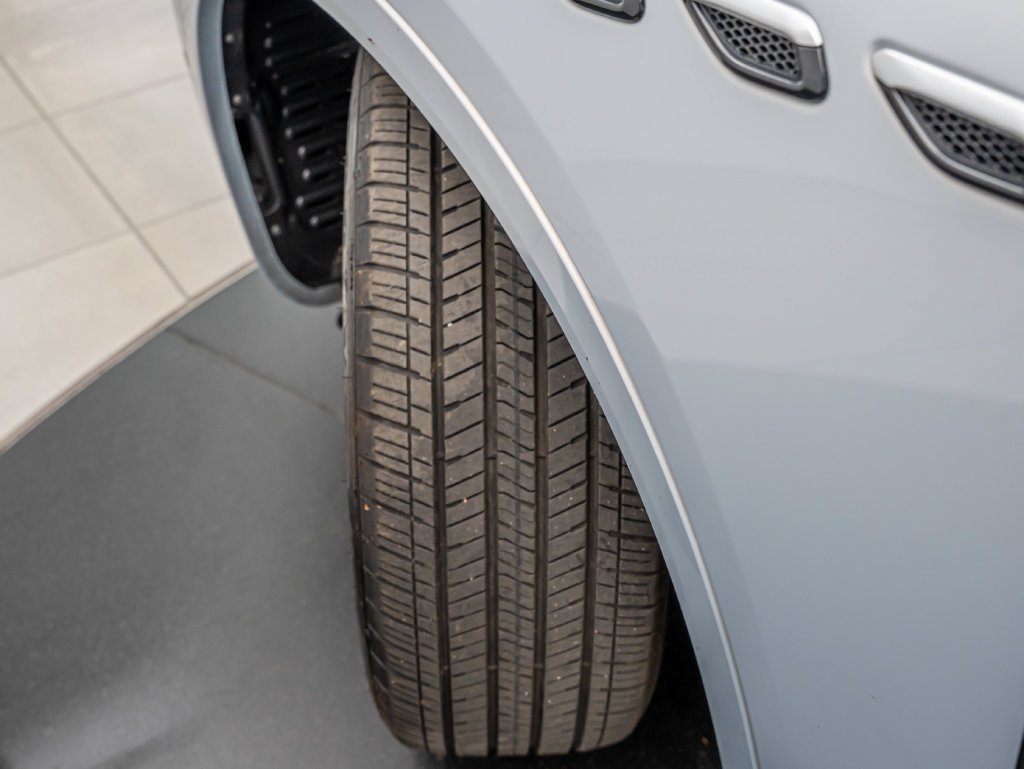 Used 2024 Bianco Astro Metallic Maserati Modena image 51
