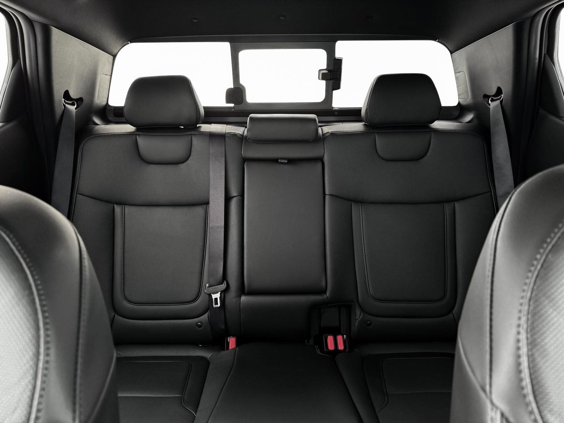 2025 Hyundai Santa Cruz Limited - Photo 17