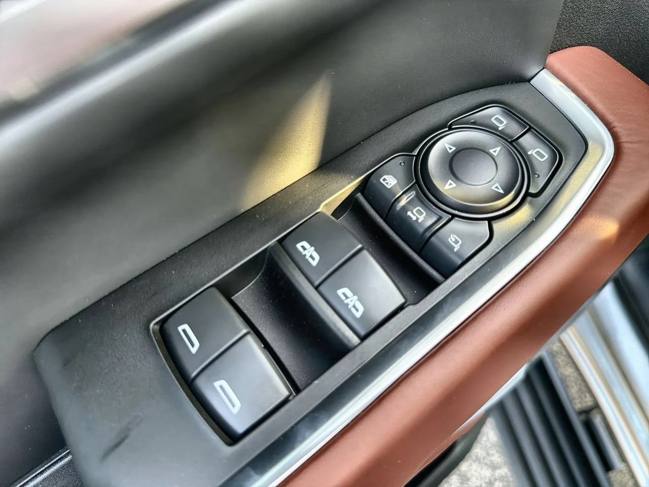 2026 GMC Sierra 2500HD Denali Ultimate - Photo 19