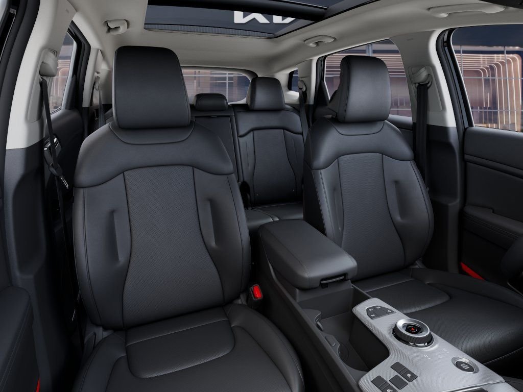 New 2027 Fusion Black Kia EX image 16