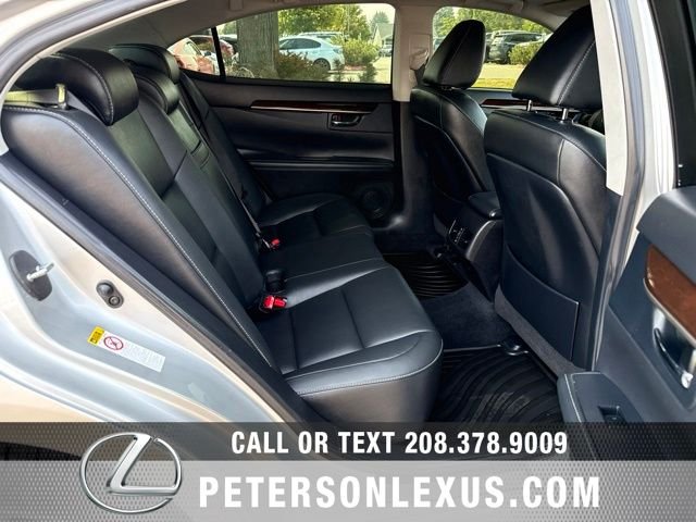 Used 2013 Silver Lexus Premium image 19