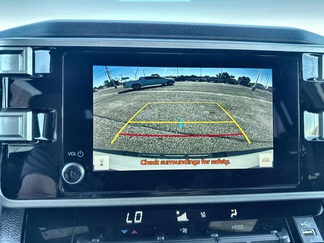 Used 2025 White Toyota SR5 image 17