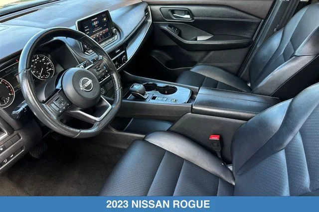 Used 2023 Gray Nissan SV image 11