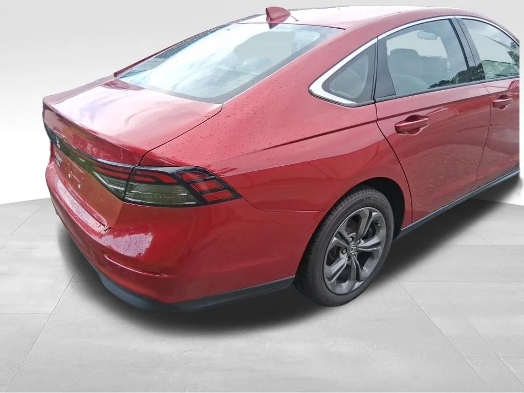 Used 2023 Gray Honda EX image 4