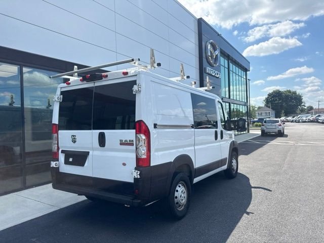 Used 2019 White Ram Low Roof image 3