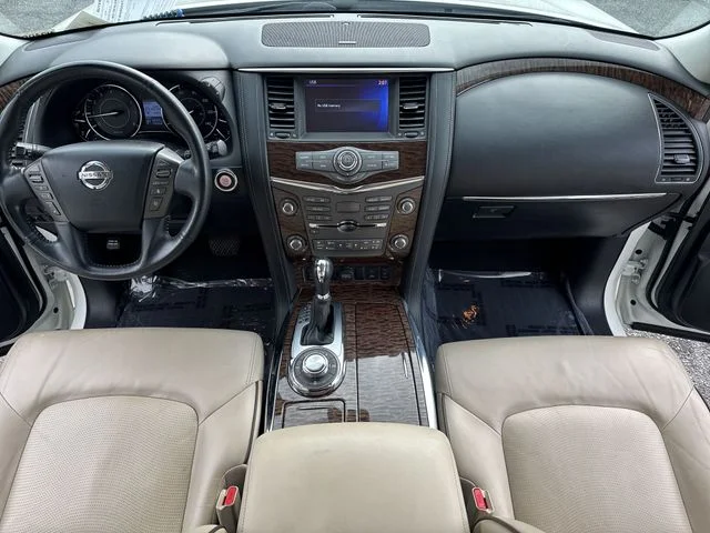Used 2017 White Nissan SL image 9