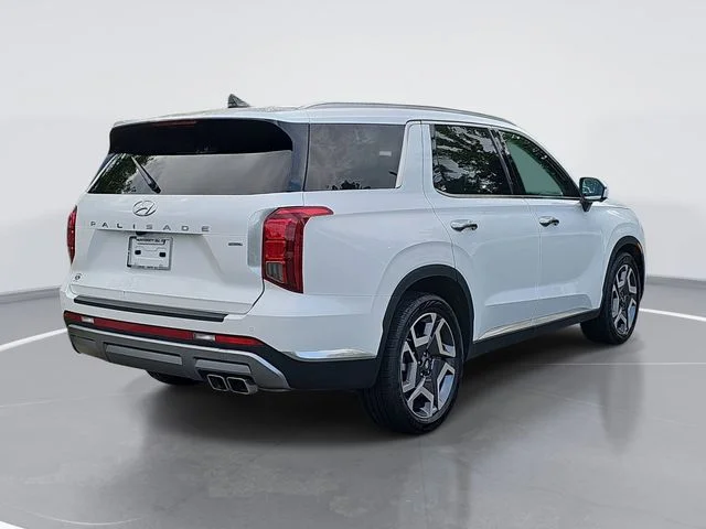 Used 2024 White Hyundai Limited image 3