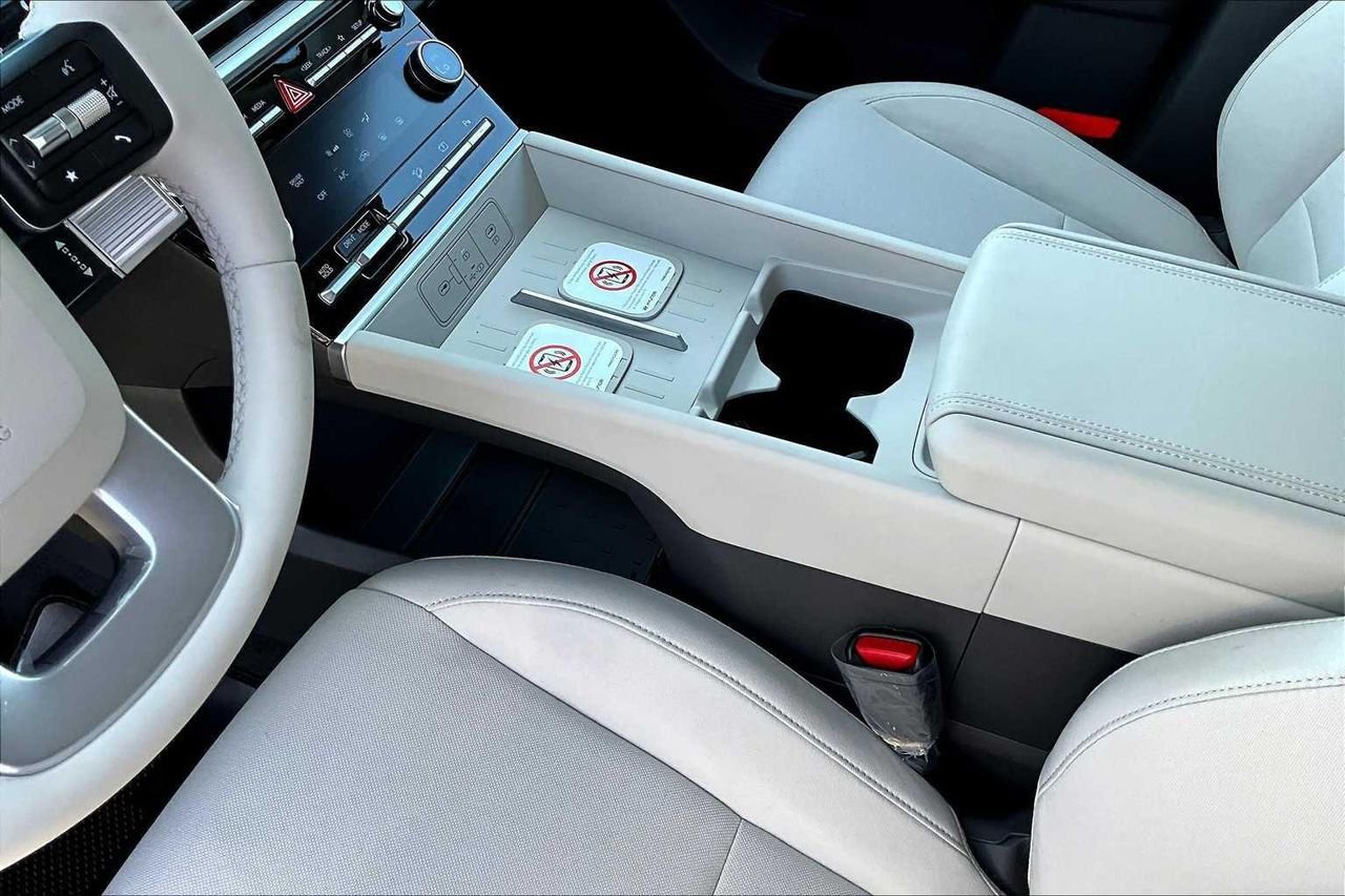 2026 Hyundai Santa Fe SE - Photo 7