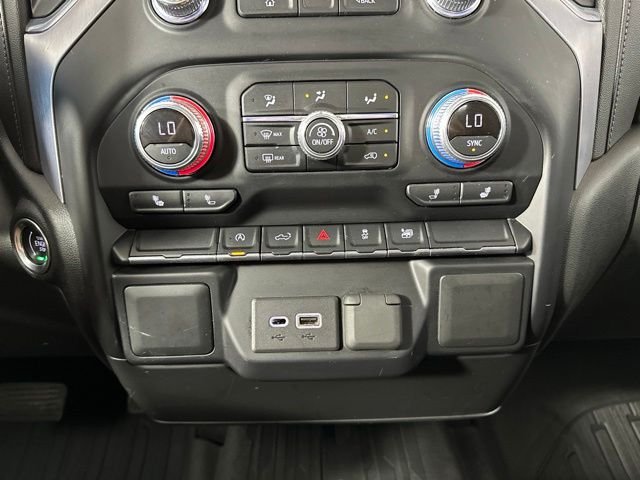 Used 2020 Red GMC Elevation image 22