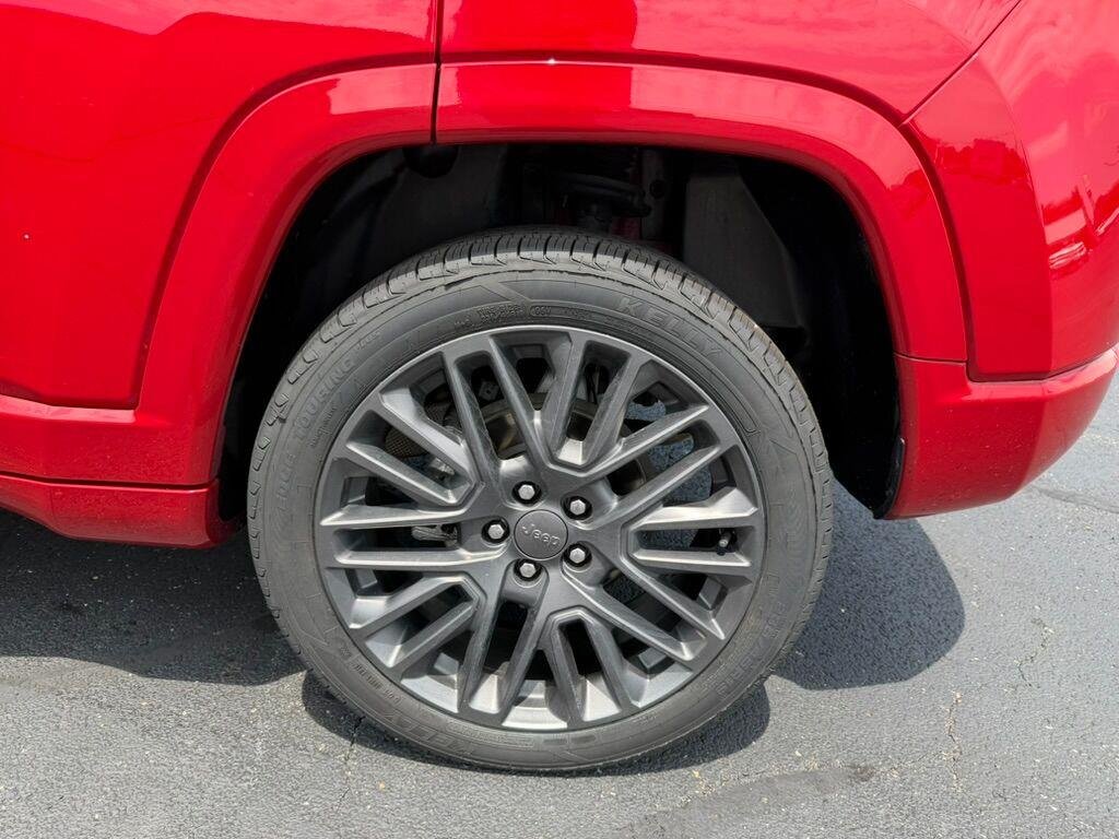 Used 2022 Redline Pearlcoat Jeep (RED) Edition image 34