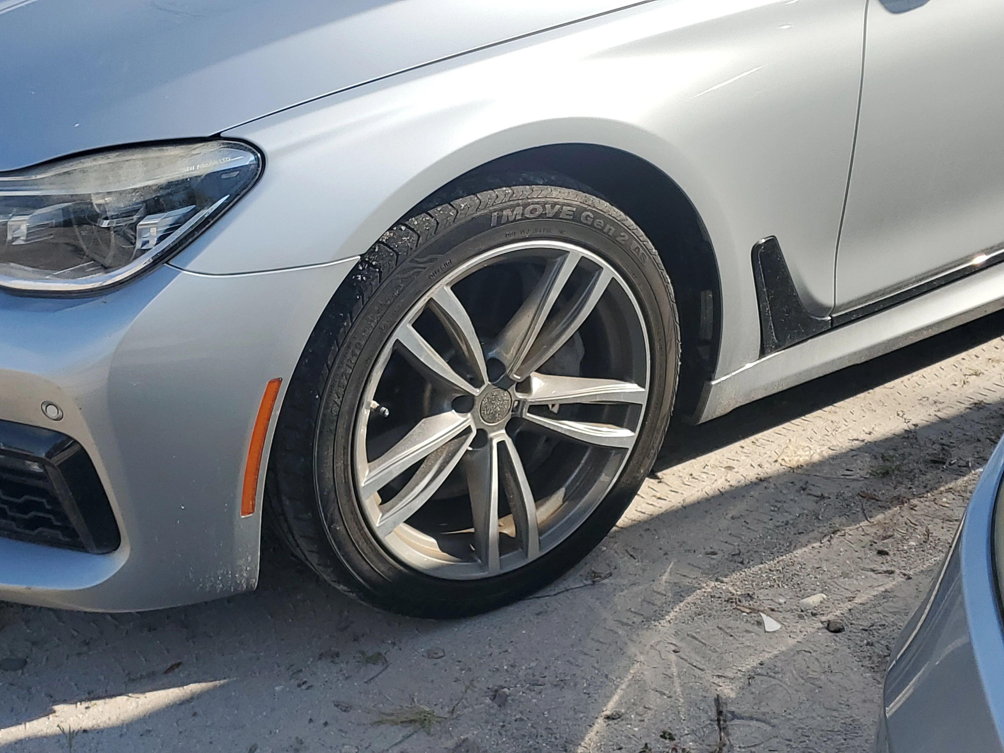 Used 2016 Glacier Silver Metallic BMW 750i xDrive image 3