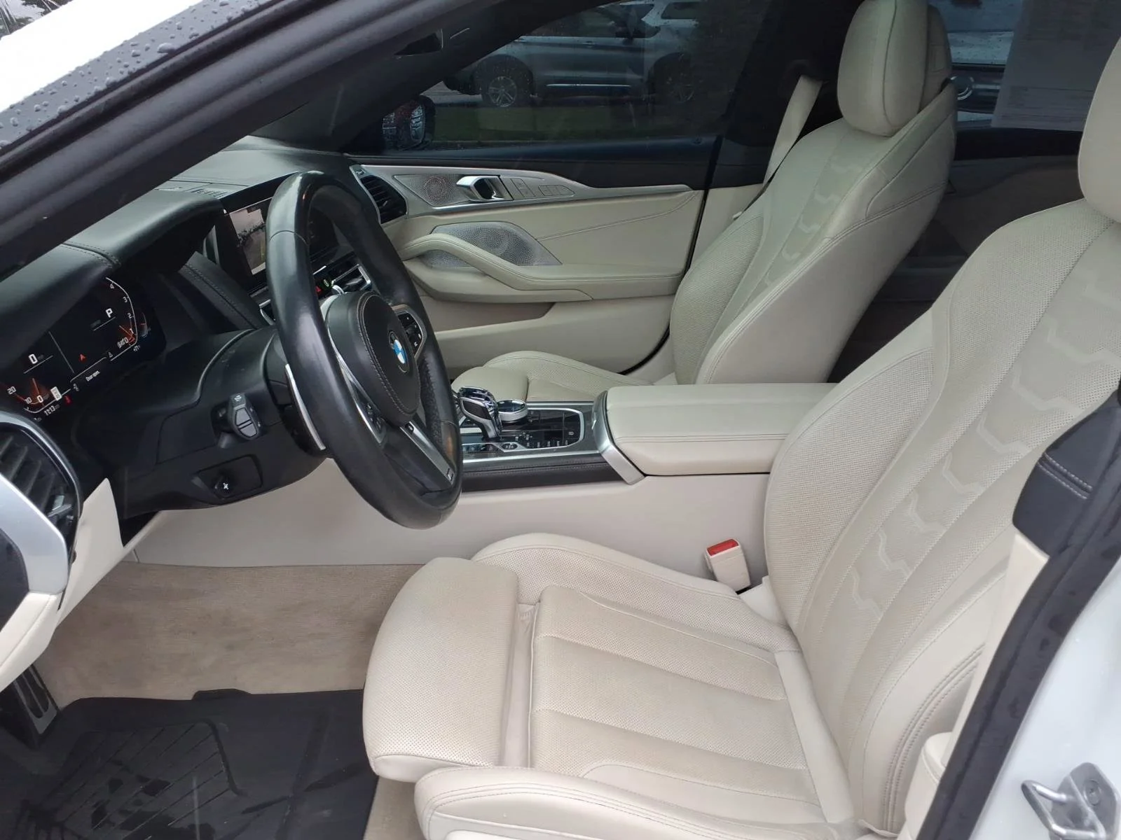 Used 2020 Mineral White Metallic BMW M850i image 27