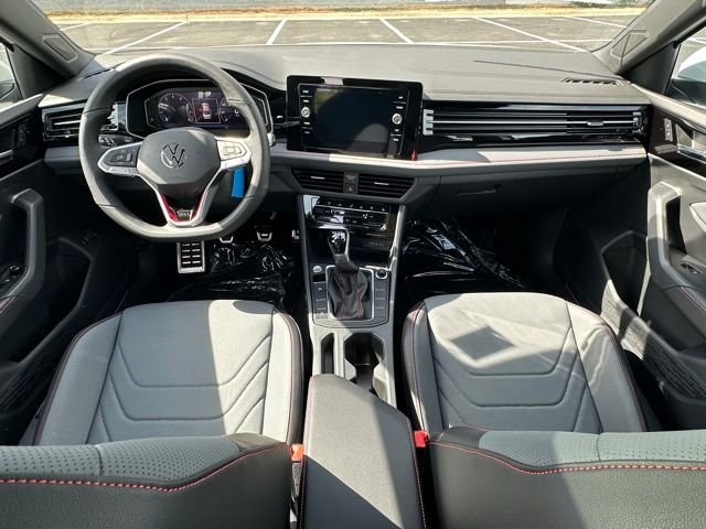 New 2026 Pure White Volkswagen 2.0T Autobahn image 30