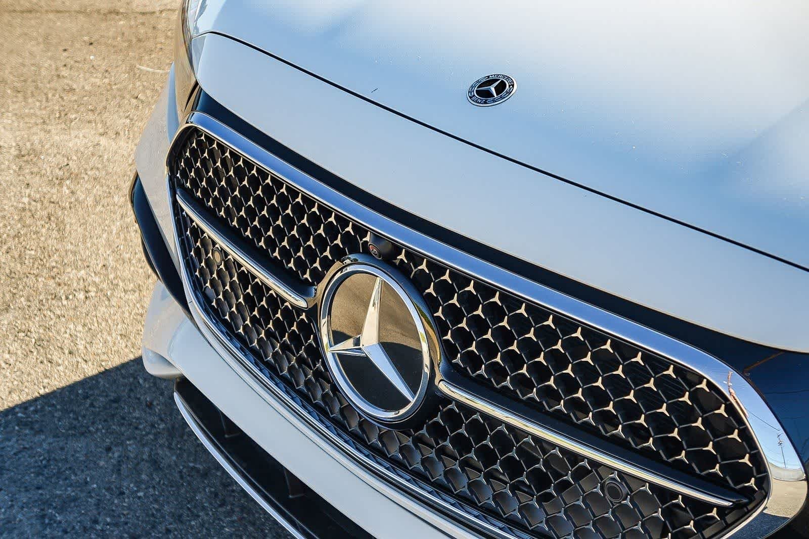 New 2026 Polar White Mercedes-Benz E 350 image 9