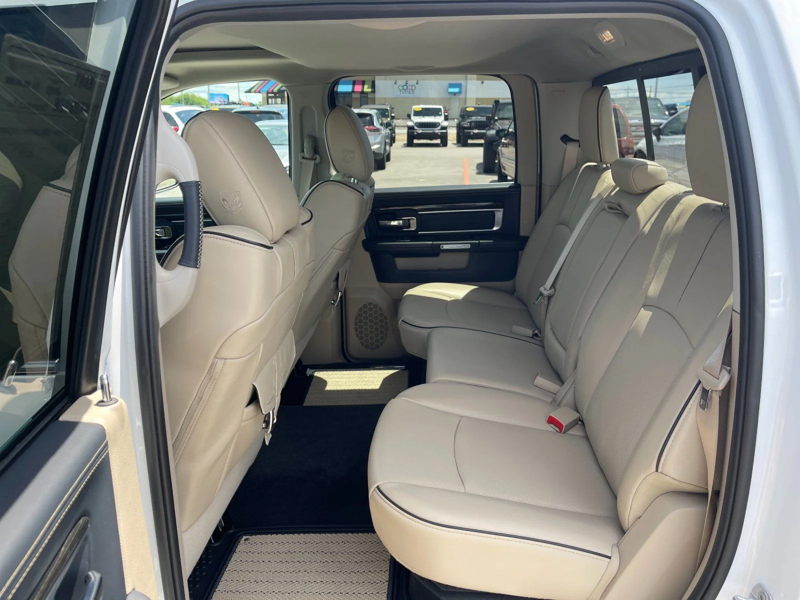 Used 2018 White Ram Laramie Longhorn image 14
