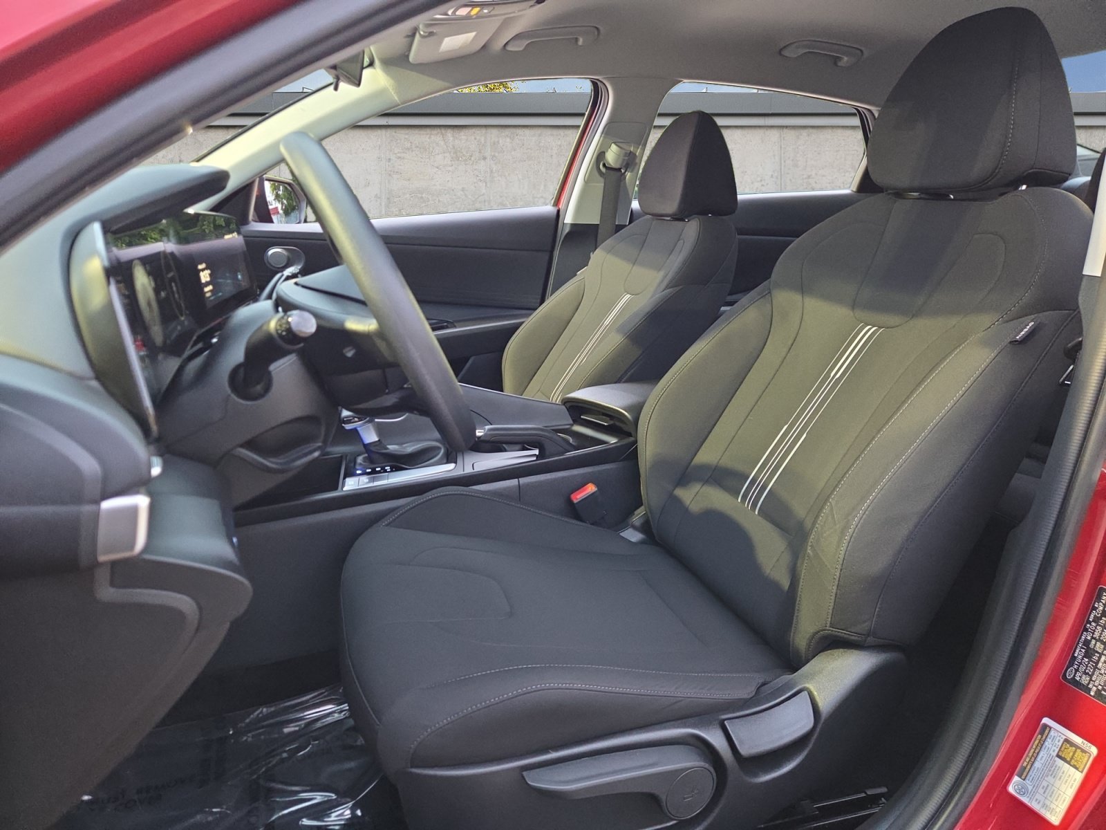 2024 Hyundai Elantra SEL - Photo 9