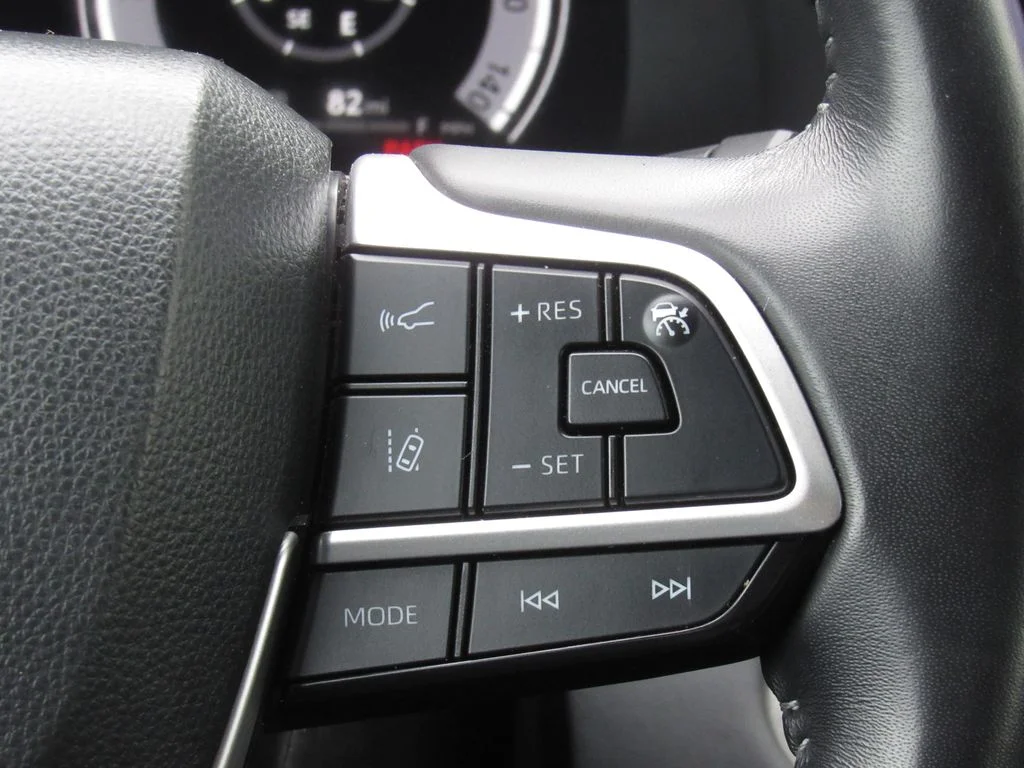 2025 Toyota Highlander XSE - Photo 26