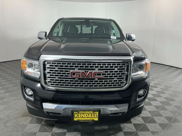 Used 2019 Onyx Black GMC Denali image 2