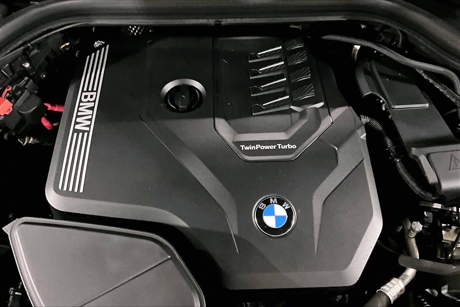 Used 2022 Dark Graphite Metallic BMW xDrive30i image 30