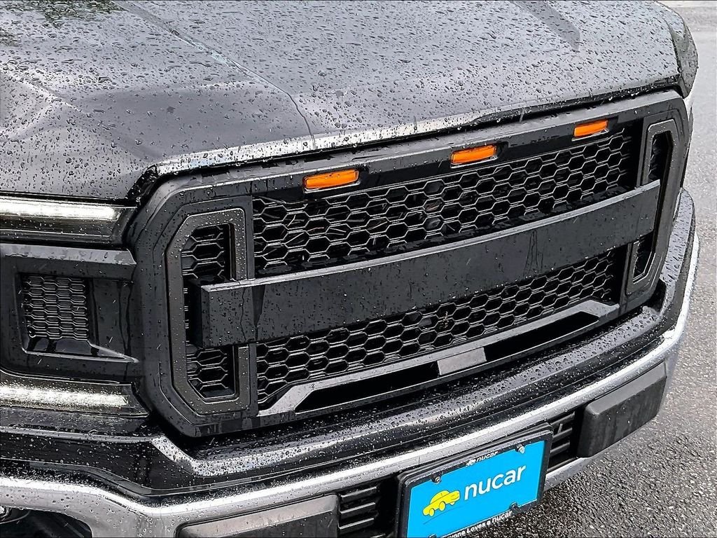 Used 2020 Black Ford XLT image 31