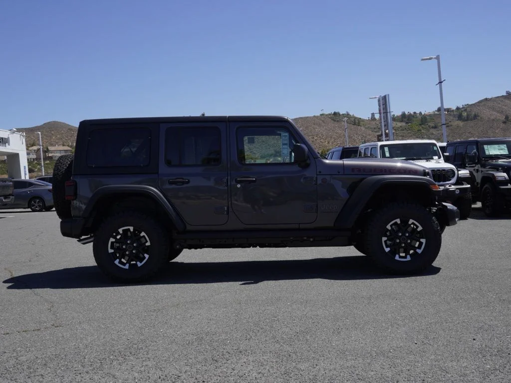 New 2026 Granite Crystal Metallic Clear-Coat Exterior Paint Jeep Rubicon image 2