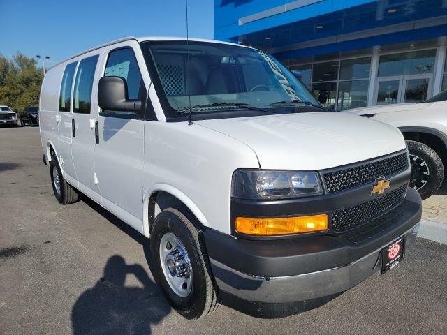 2024 Chevrolet Express Cargo 2500 RWD