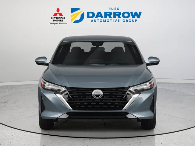 Used 2024 Gray Nissan SV image 8