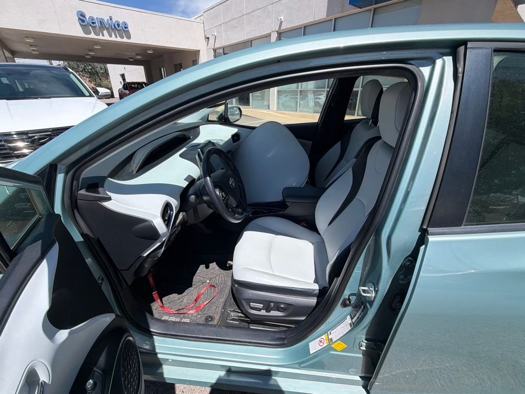 Used 2019 Beige Toyota Limited image 12