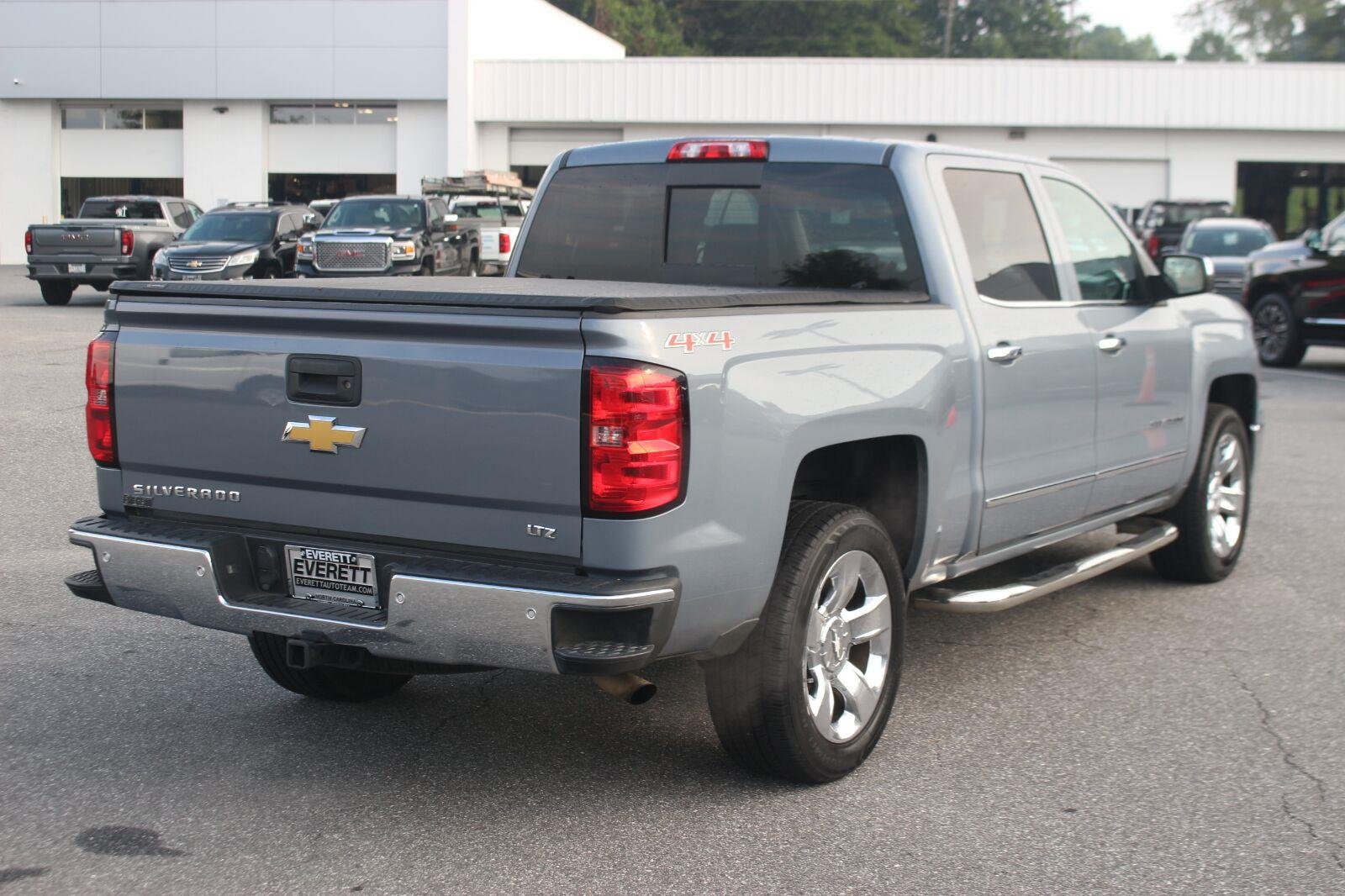 Used 2015 SLATE GREY METALLIC Chevrolet LTZ image 6