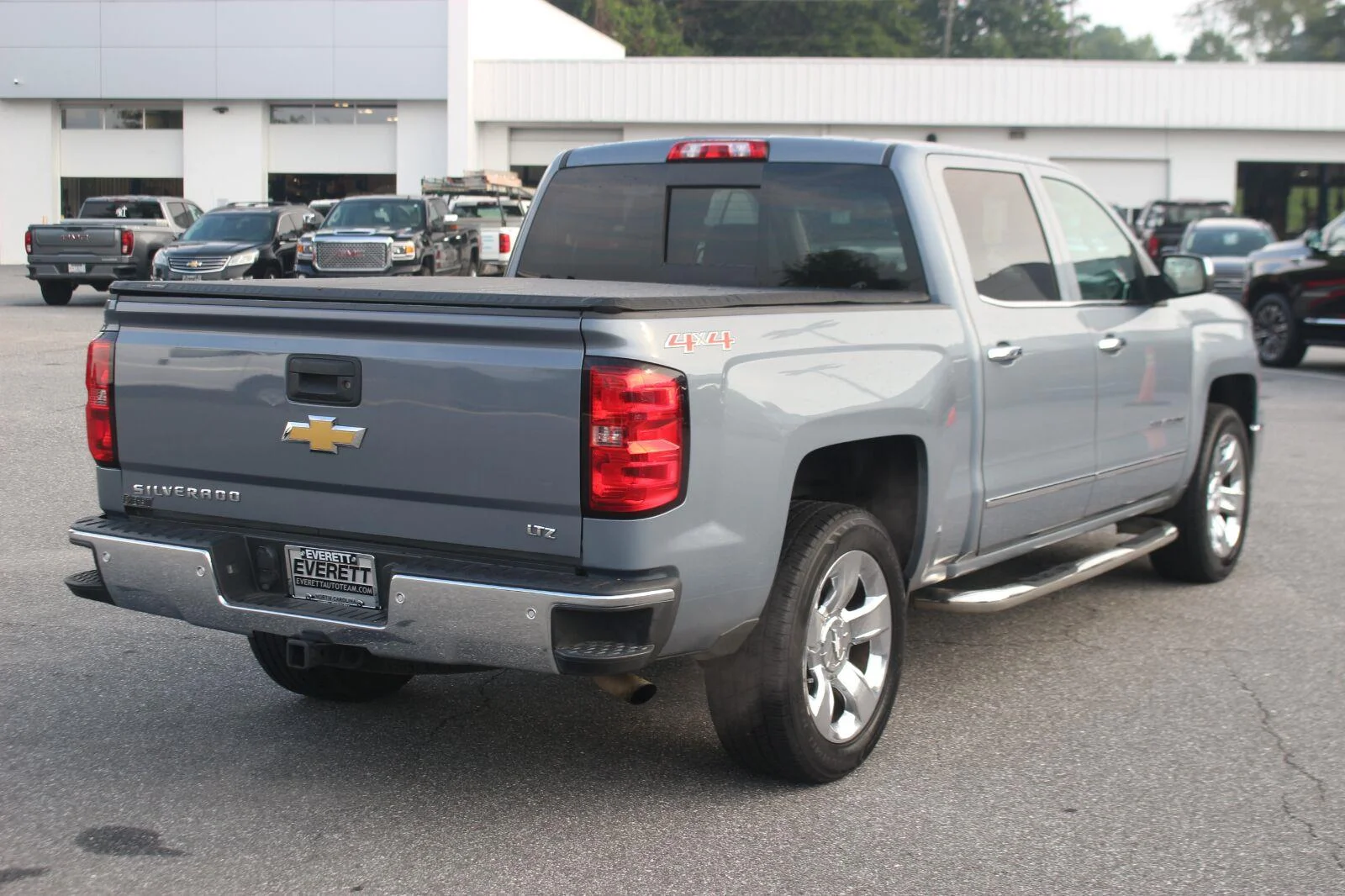 Used 2015 SLATE GREY METALLIC Chevrolet LTZ image 6
