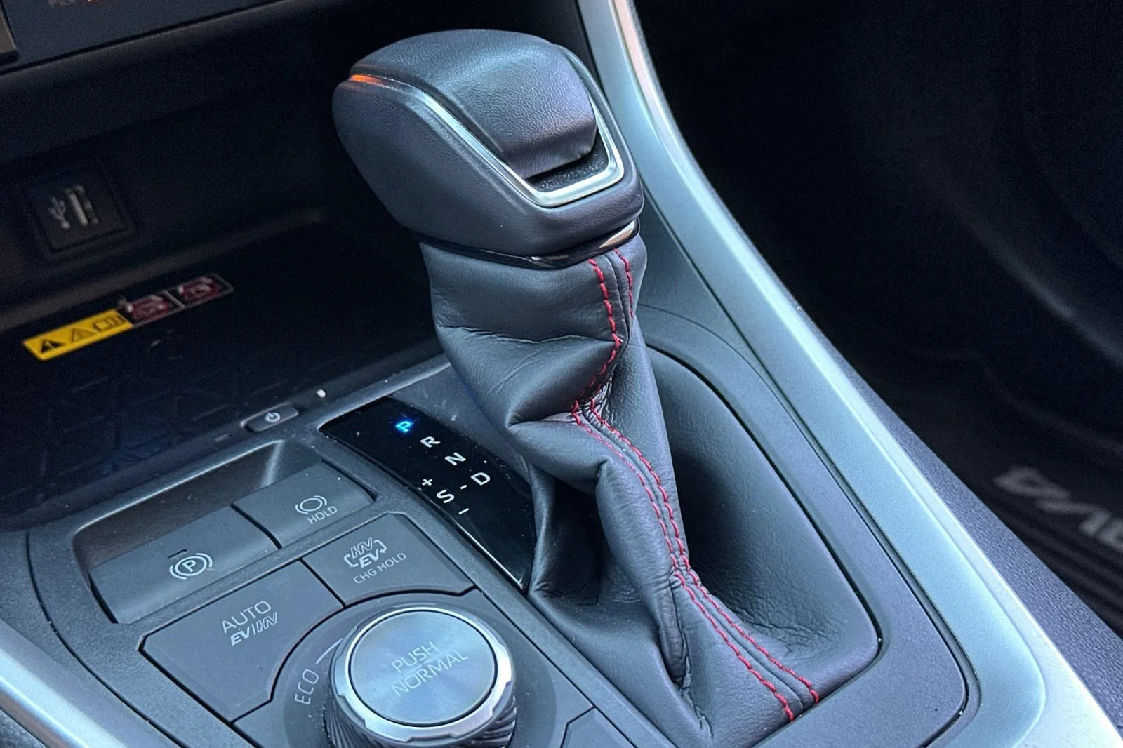 Used 2025  Toyota XSE image 21