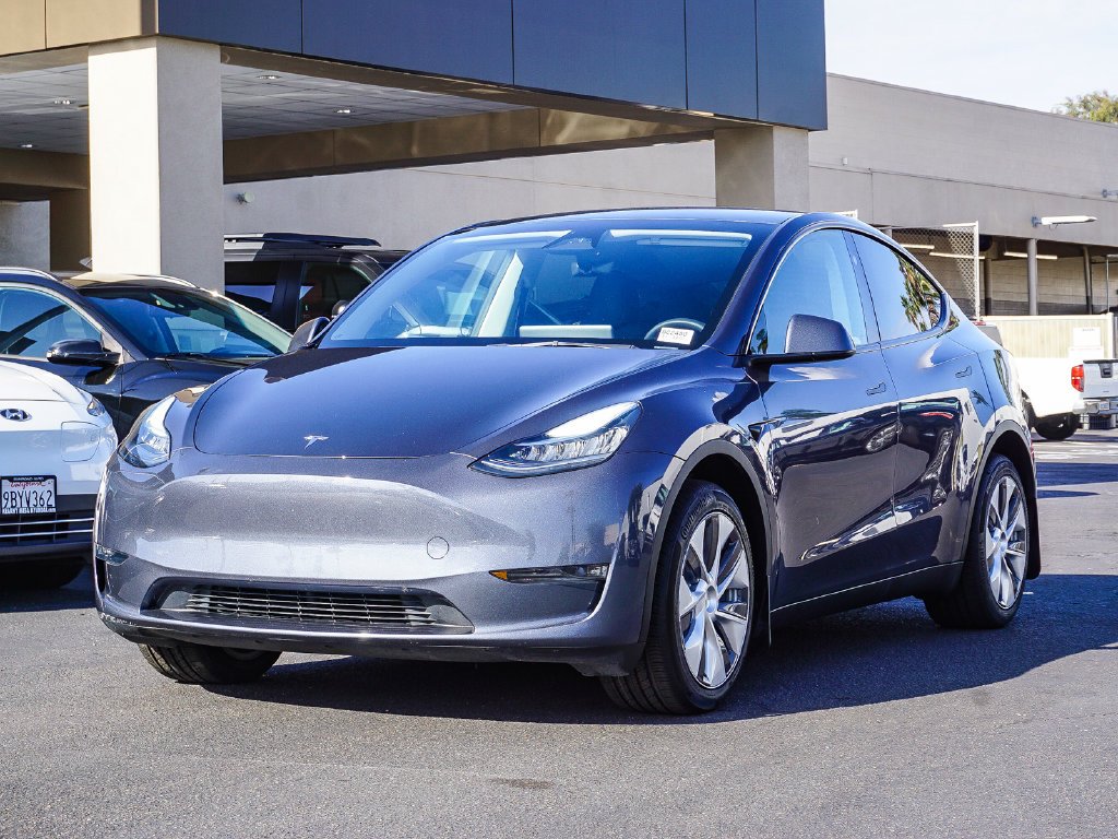 Used 2023 Gray Tesla Long Range image 3
