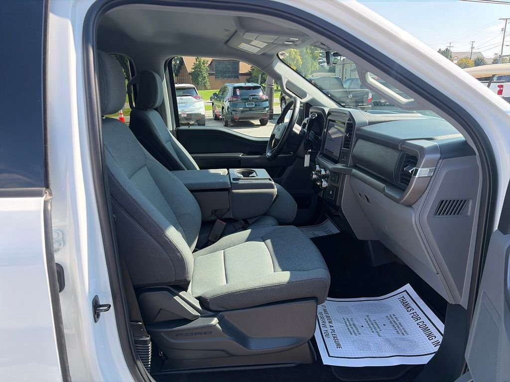 Used 2025 White Ford XLT image 40