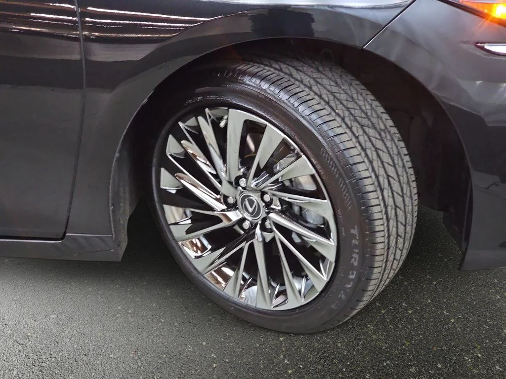 Certified Used 2025 Black Lexus 300h Luxury image 33