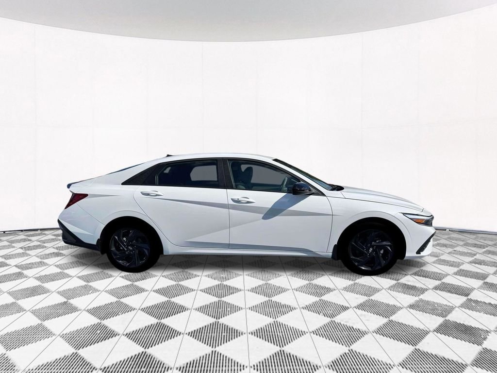 New 2026 White Hyundai SEL Sport image 14